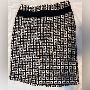 Banana Republic Black and White Patterned Pencil Skirt Side Zip Lined Like New